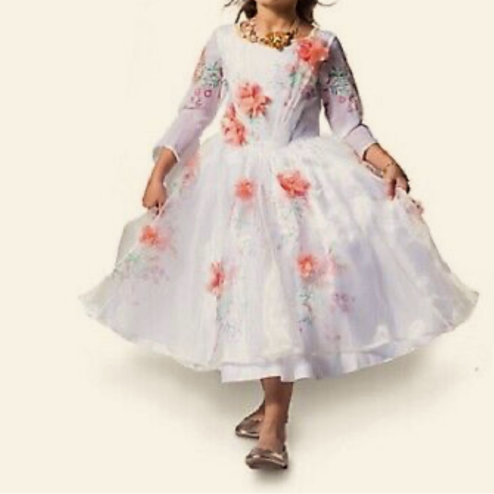 DISNEY Girl's Beauty and the Beast Deluxe Belle Costume Tulle Dress Size 5/6 NEW